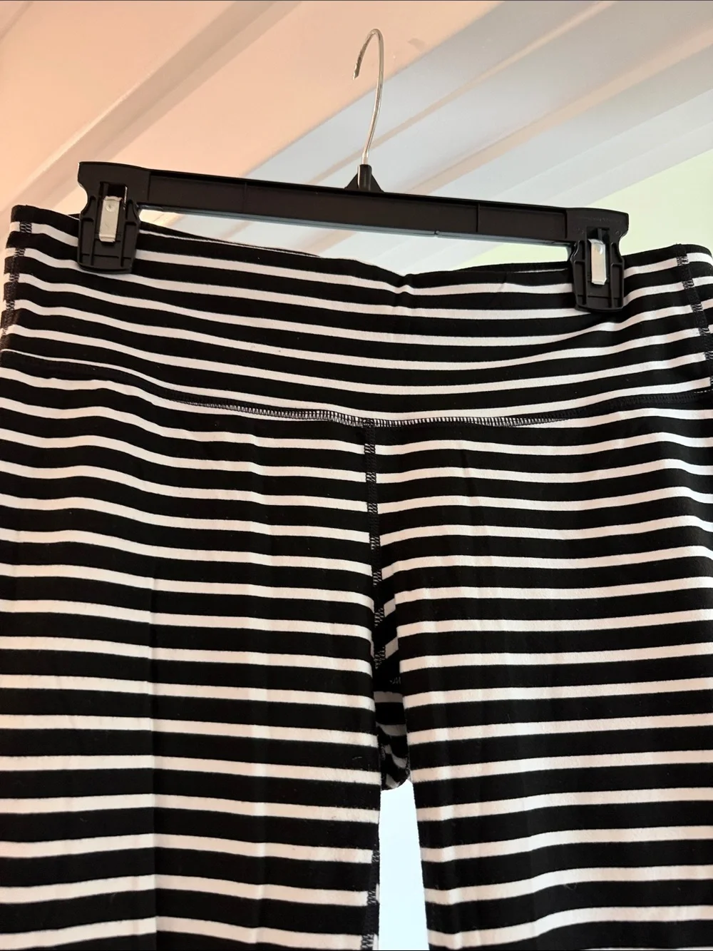 Athleta black white